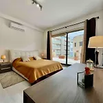 Sea View Penthouse In Tas-Sliema